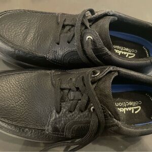 Clarks Men's Black Leather Oxfords